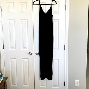 Love Stitch long dress with pockets and adjustable straps